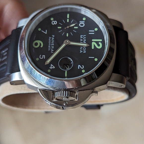 Men's Watch - Picture 3 of 10